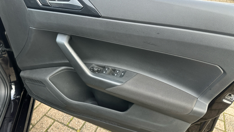 Volkswagen Polo 1.0 TSI Life 5dr Petrol Hatchback